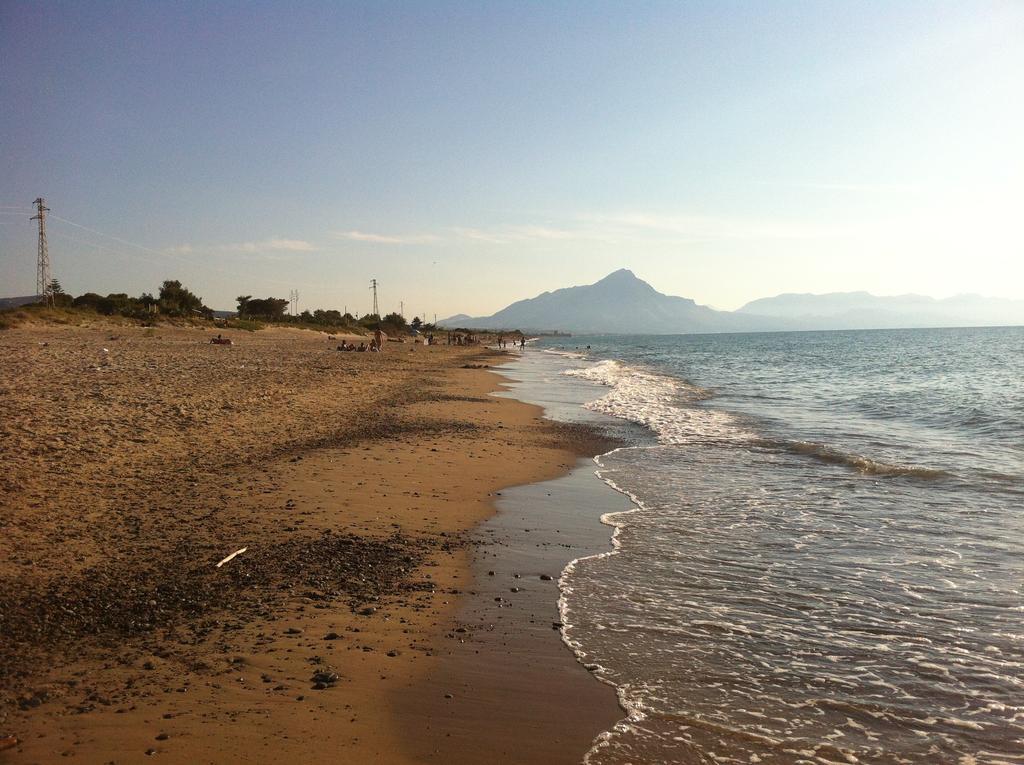 Case Vacanze Casa Romana Lascari Dış mekan fotoğraf